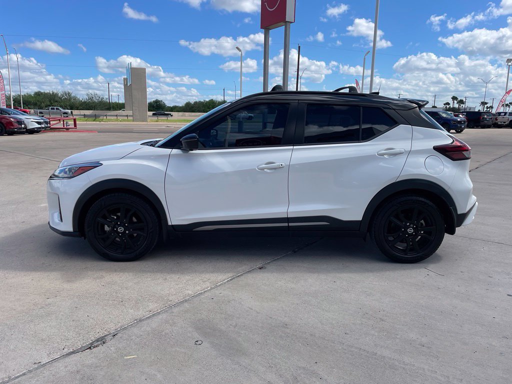 Certified 2021 Nissan Kicks SR w/ SR Premium Package FWD image 4