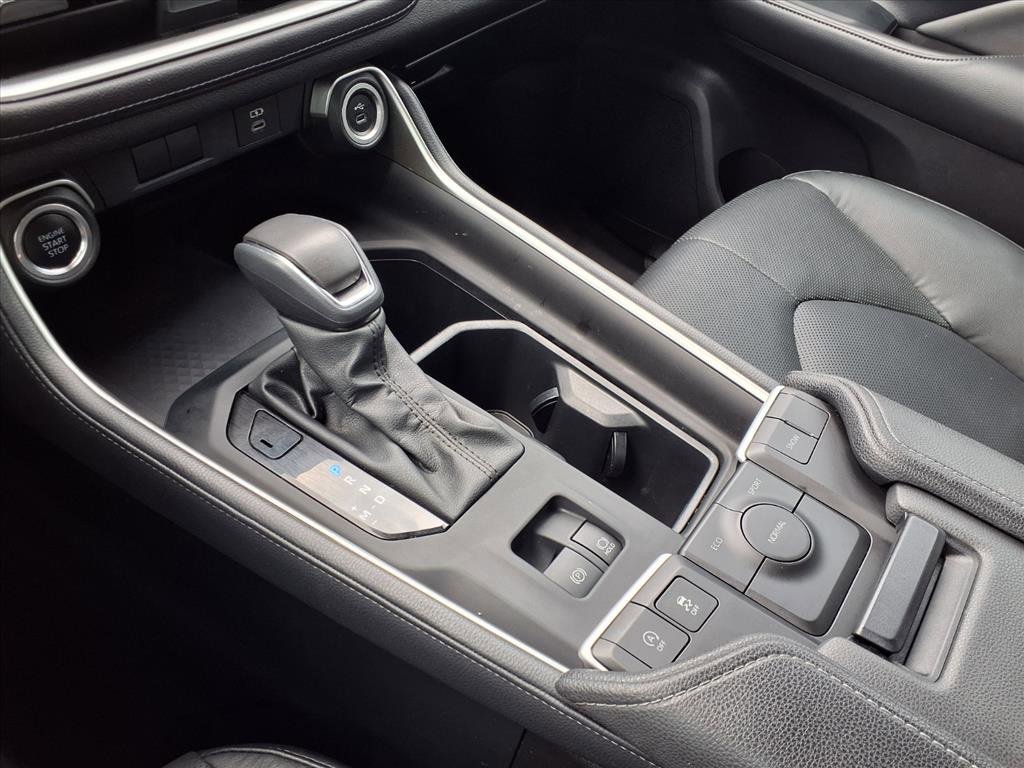 Used 2024 Toyota Grand Highlander Limited image 20