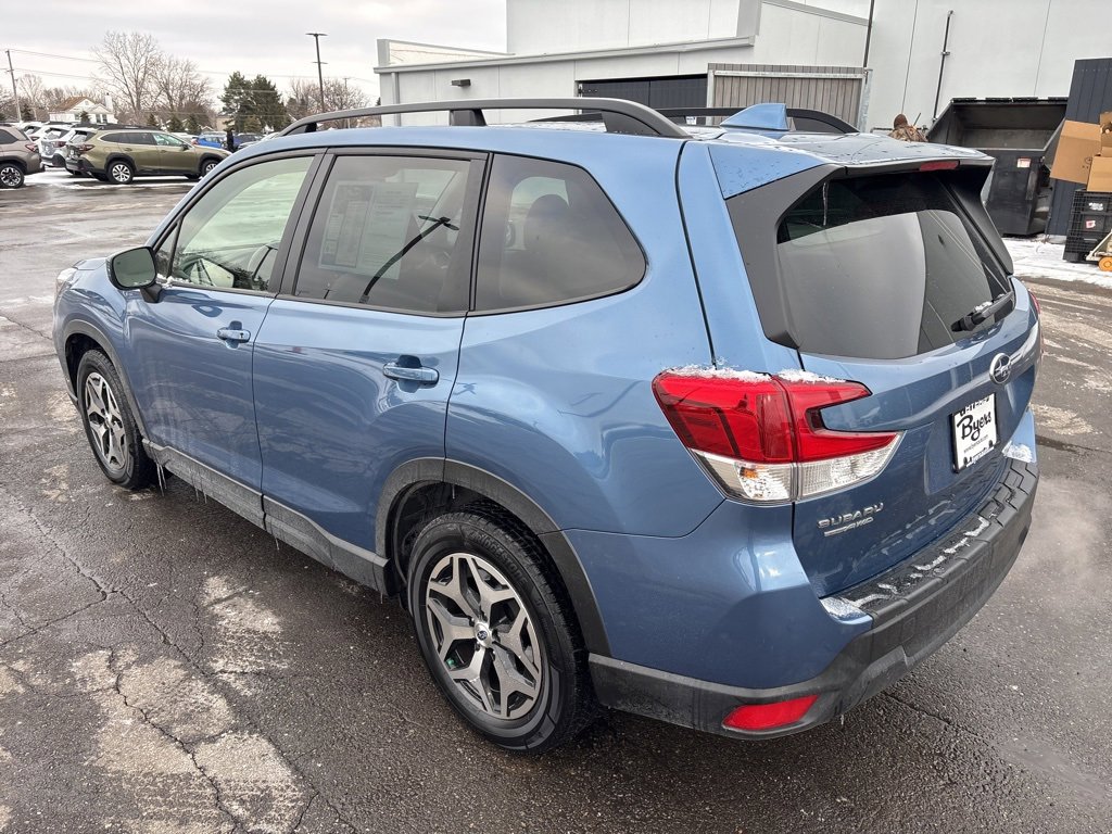 Used 2021 Subaru Forester Premium w/ Popular Package #1 image 5