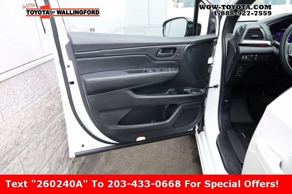 Used 2024 Honda Odyssey Sport image 18