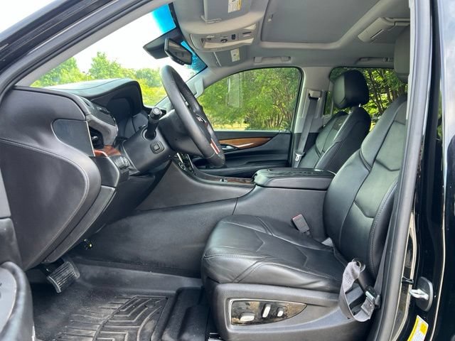Used 2016 Cadillac Escalade Premium AWD/4WD image 11