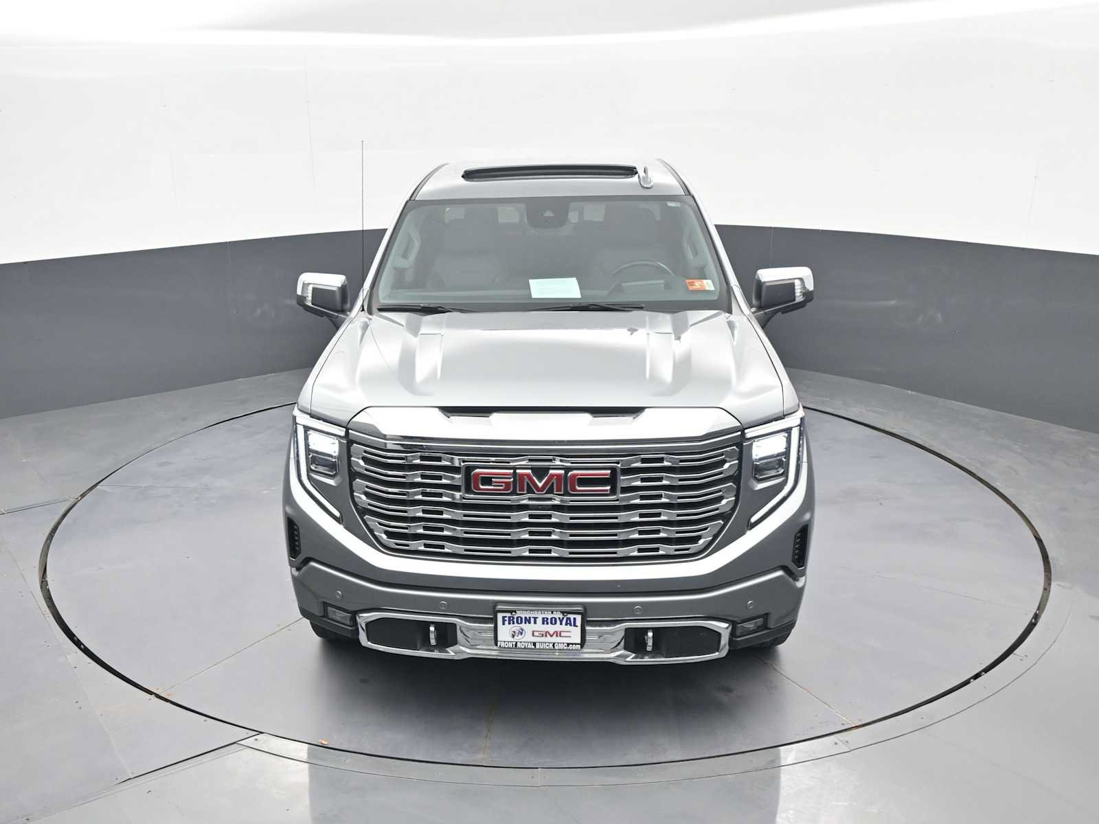 Used 2024 GMC Sierra 1500 Denali w/ Denali Reserve Package AWD/4WD image 29