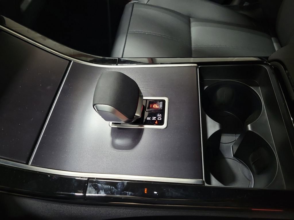 New 2026 Land Rover Range Rover Velar Dynamic SE image 20