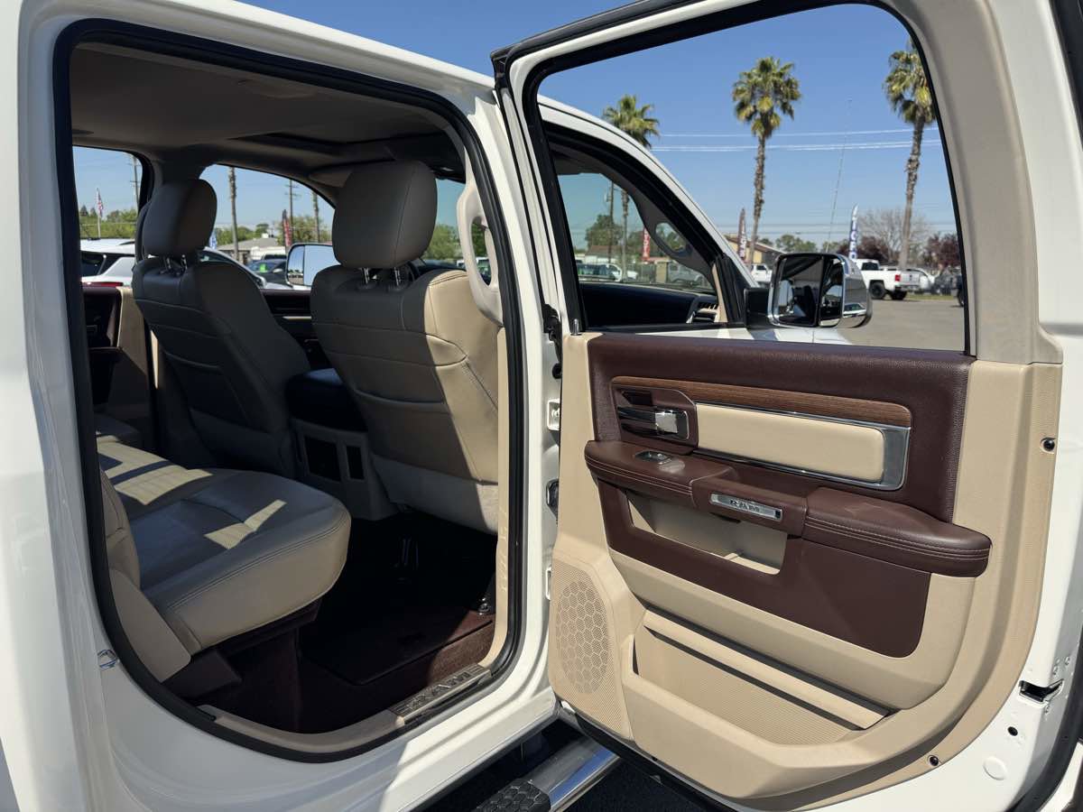 Used 2016 RAM 1500 Laramie w/ Convenience Group image 17