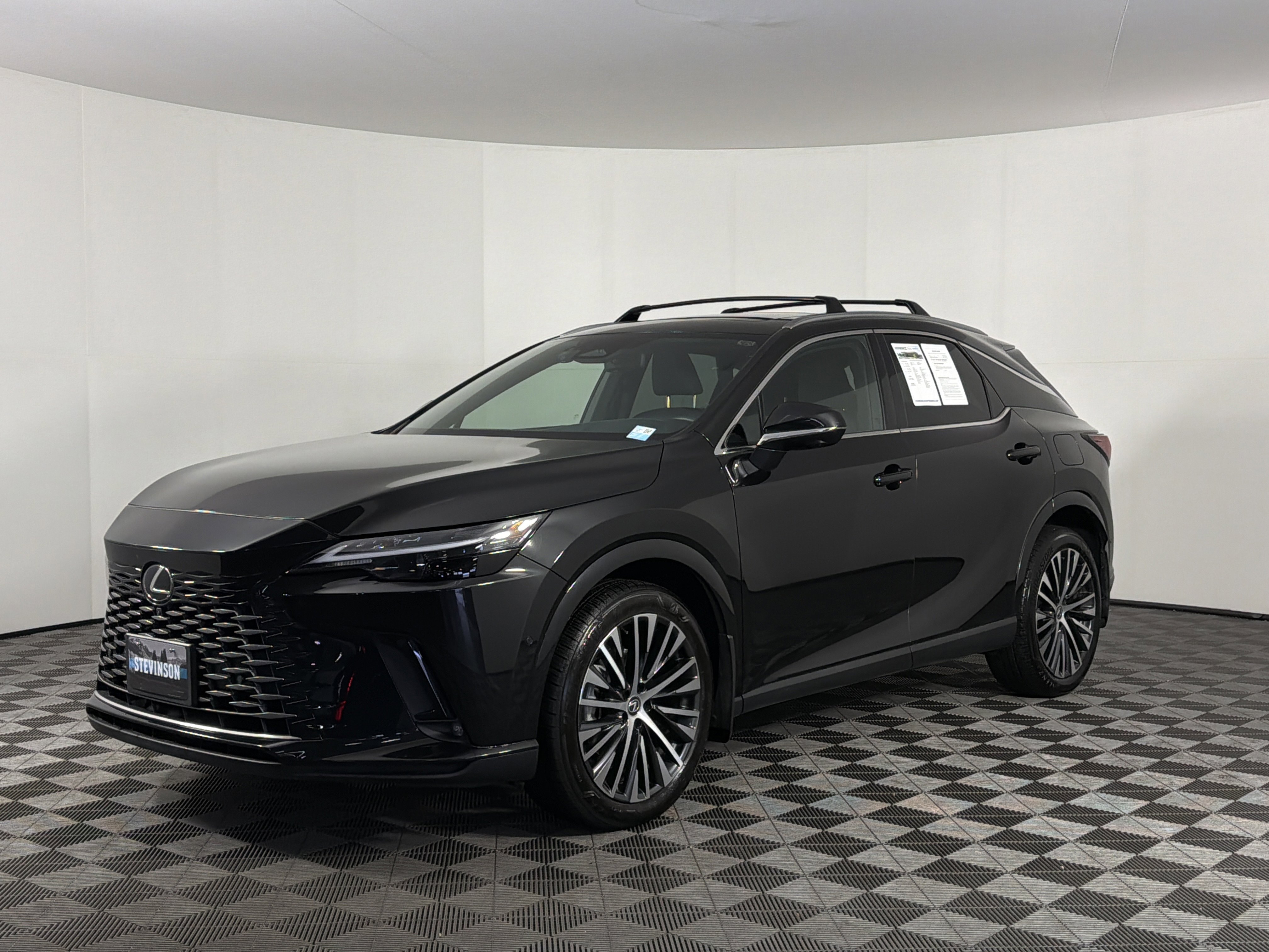 Used 2025 Lexus RX 350 Premium w/ Convenience Package AWD/4WD image 3