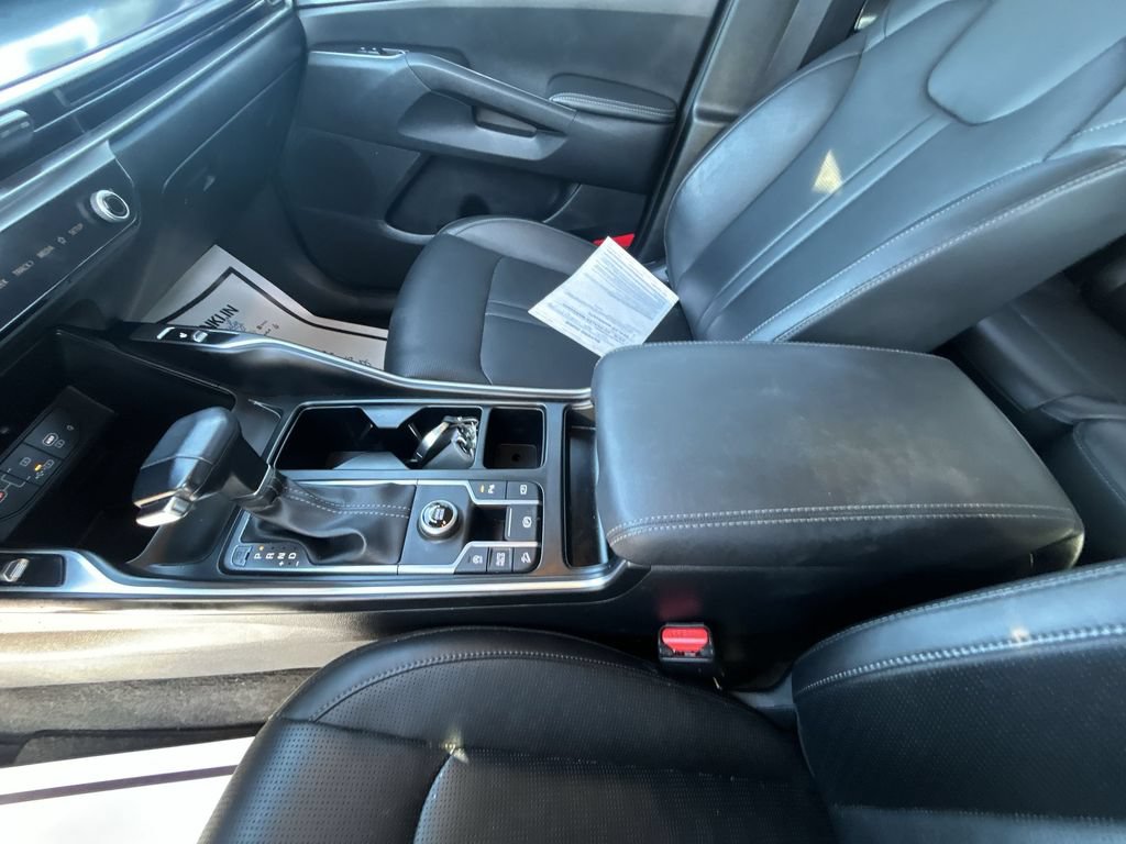 Used 2025 Kia Sorento S FWD image 29