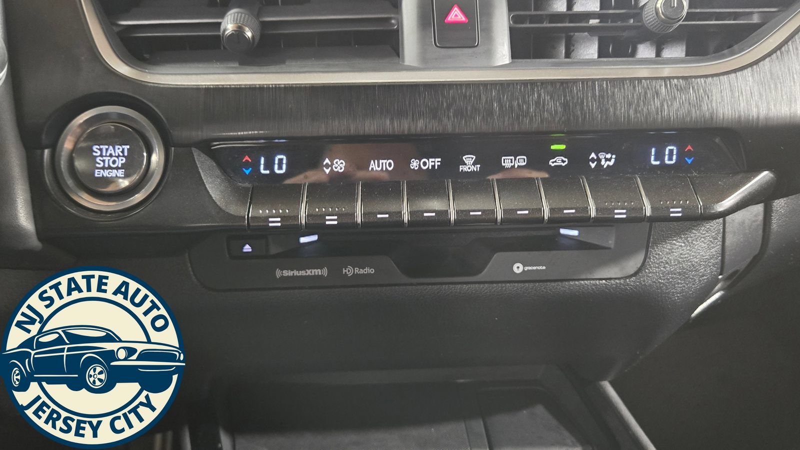 Used 2021 Lexus UX 200 F Sport w/ Accessory Package (Z1) FWD image 18
