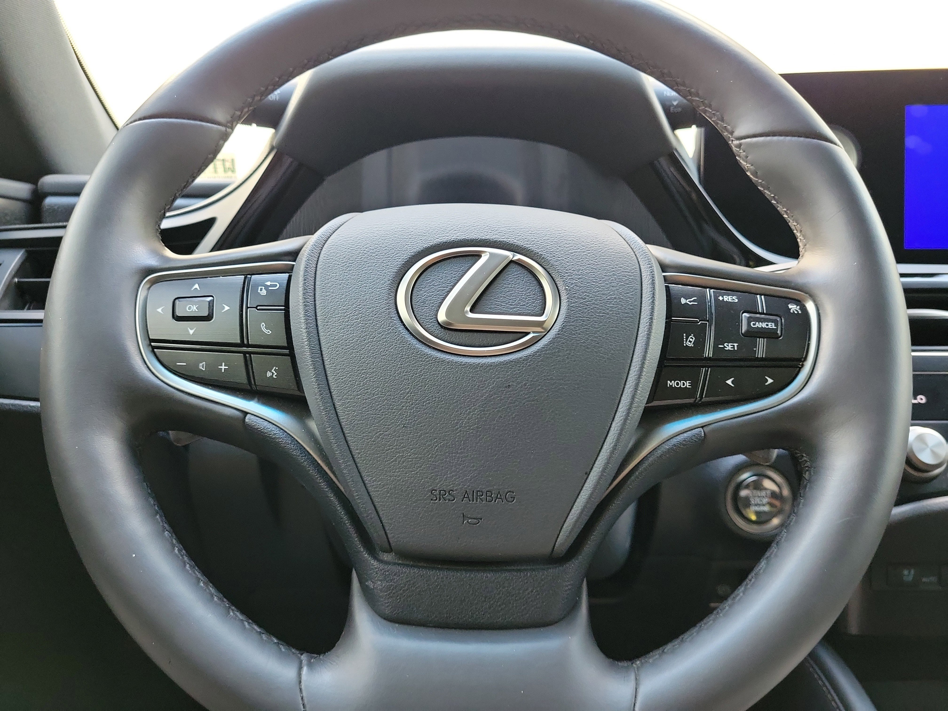 Used 2024 Lexus ES 350 w/ Premium Package FWD image 21