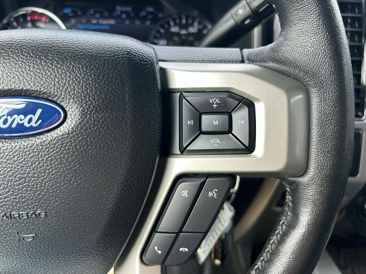 Used 2020 Ford F250 Lariat AWD/4WD image 32