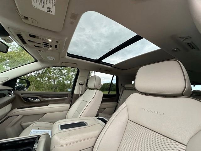 Used 2022 GMC Yukon Denali AWD/4WD image 26