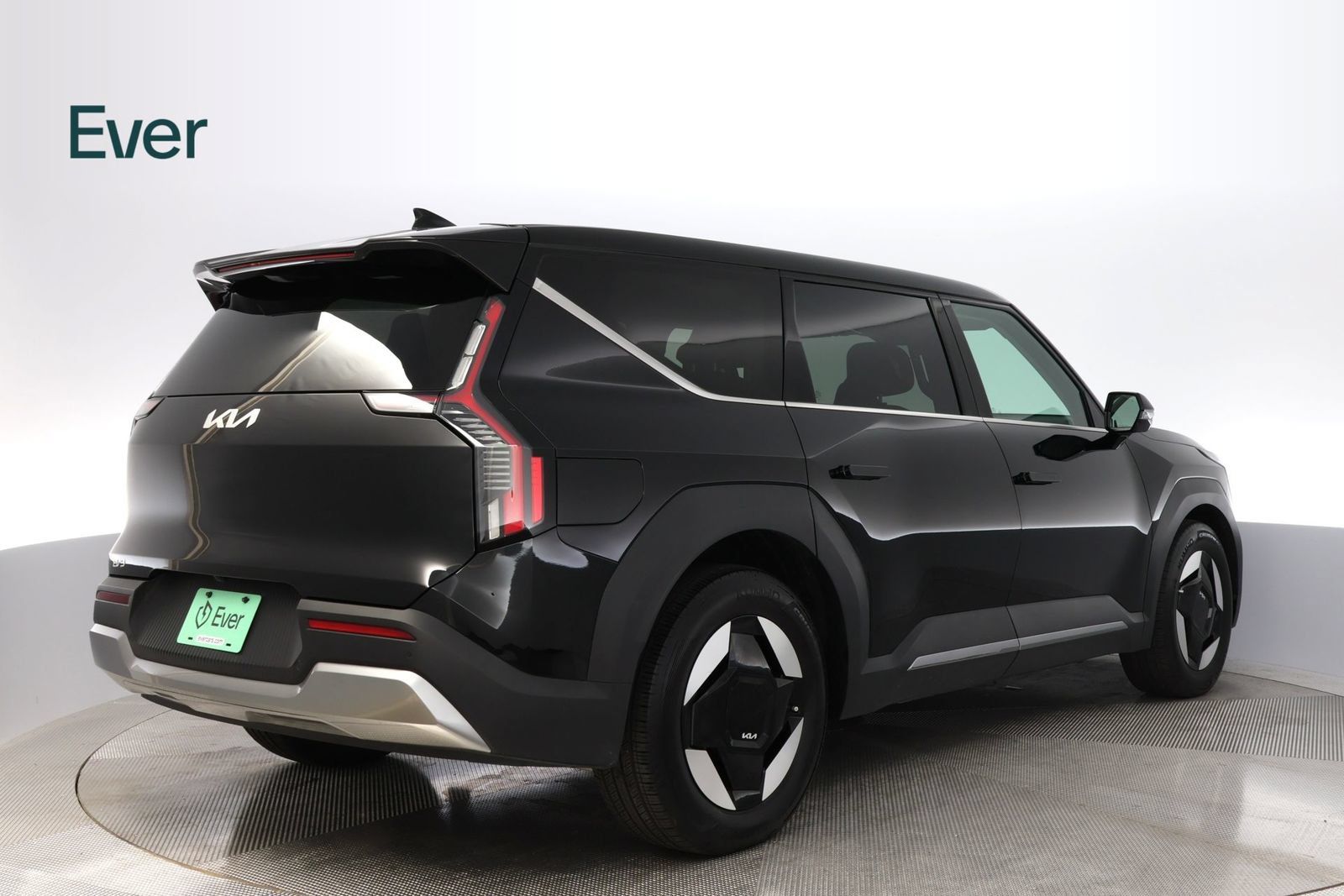 Used 2024 Kia EV9 Light Long Range RWD image 3