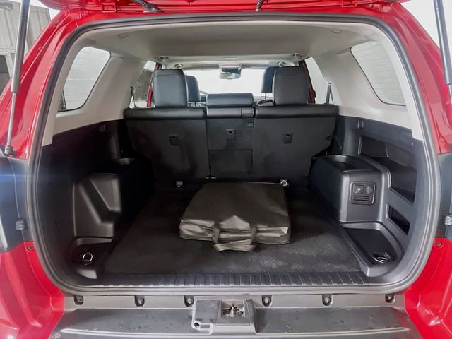 Used 2023 Toyota 4Runner TRD Off-Road Premium w/ Moonroof Package AWD/4WD image 28