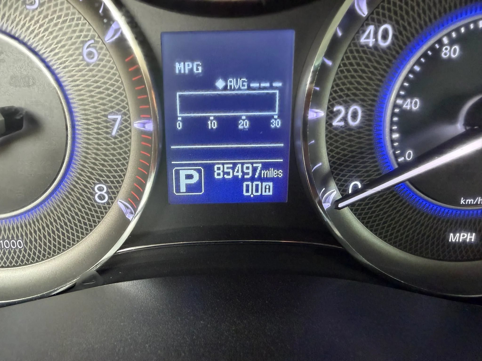 Used 2017 INFINITI QX80 2WD w/ Driver Assistance Package image 30