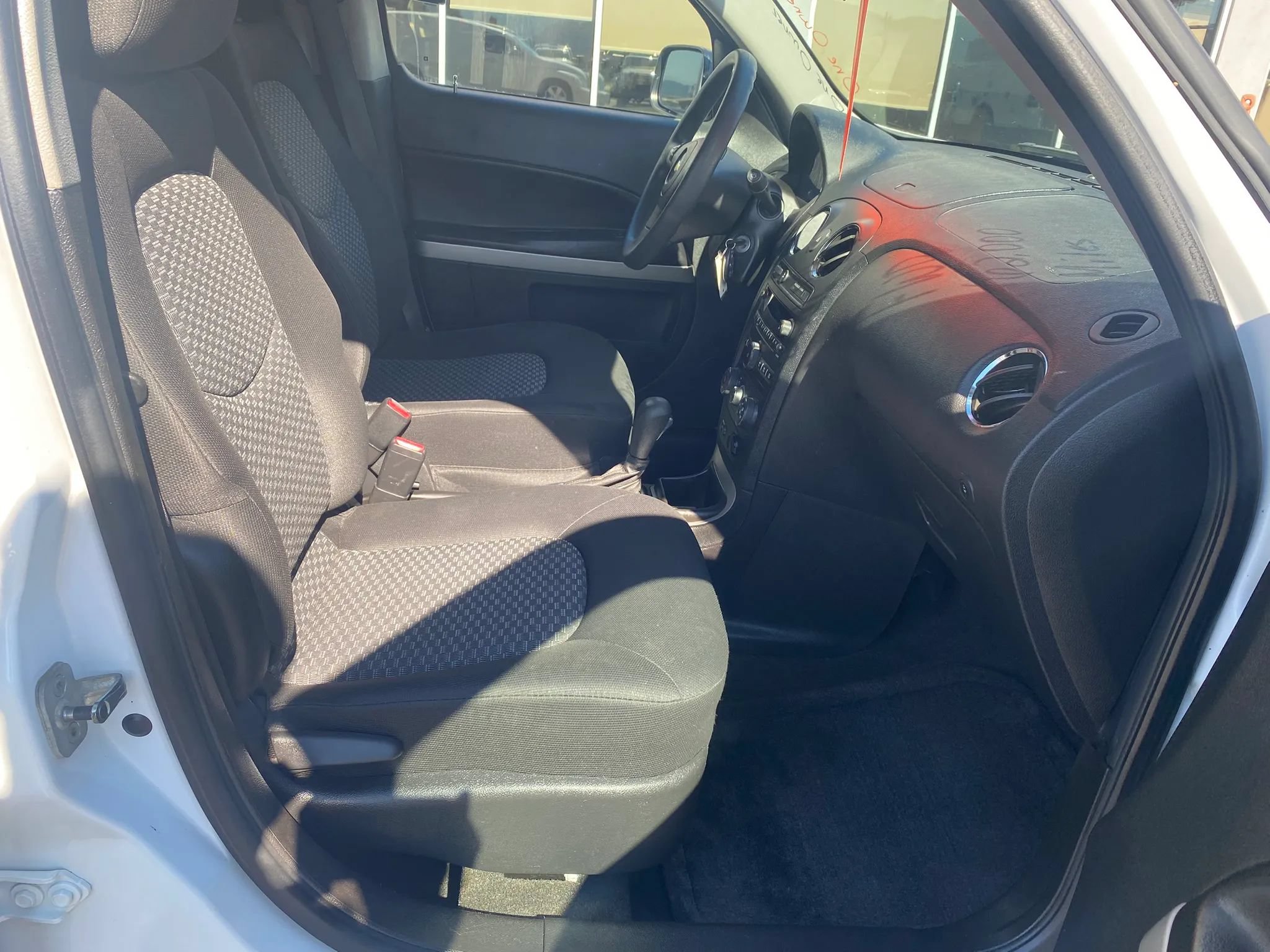 Used 2009 Chevrolet HHR LS FWD image 17