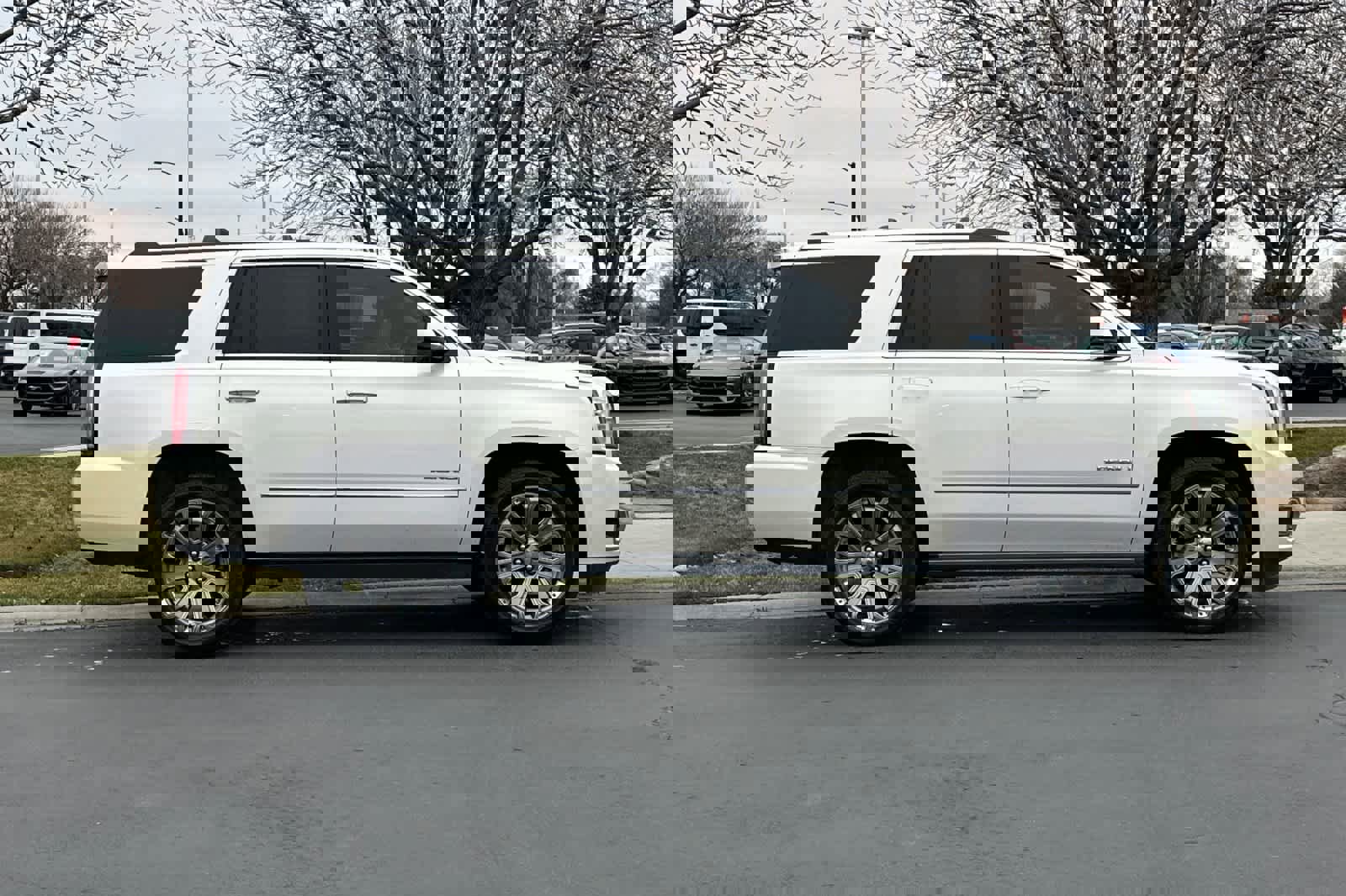 Used 2015 GMC Yukon Denali w/ Premium Package image 8