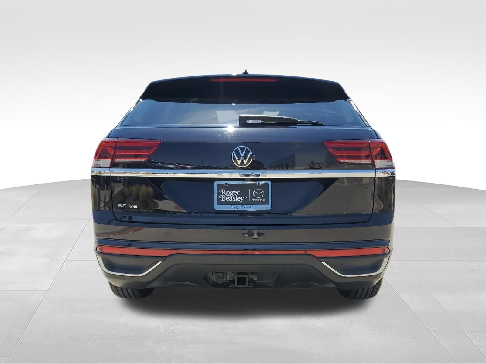 Used 2023 Volkswagen Atlas Cross Sport SE FWD image 6