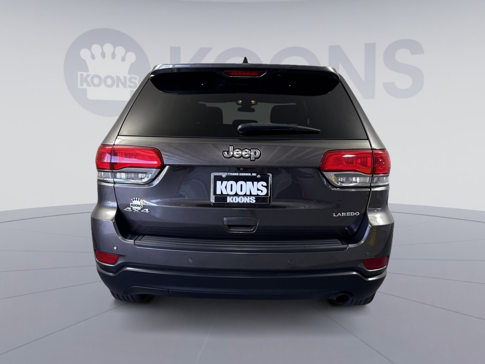 Used 2019 Jeep Grand Cherokee Laredo AWD/4WD image 5