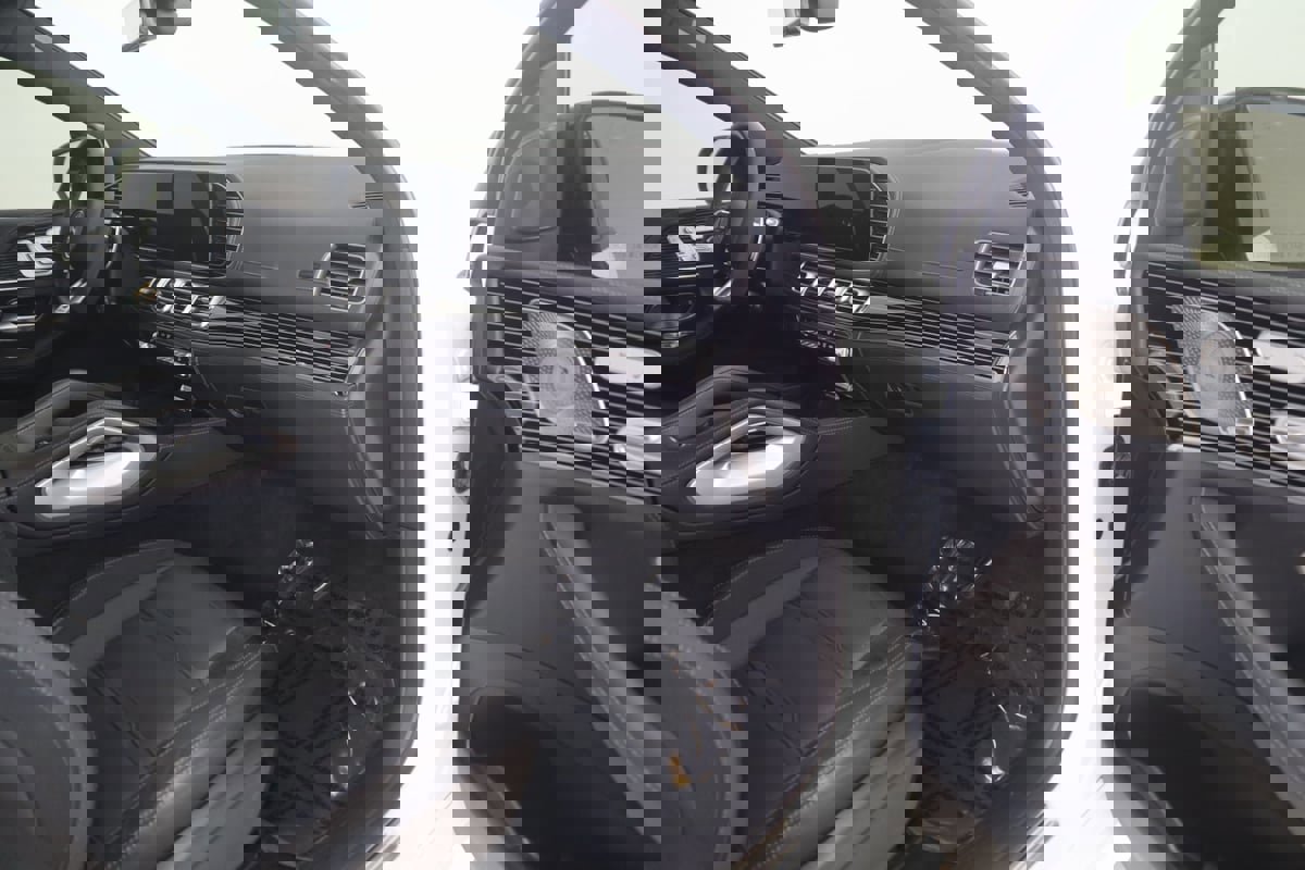 Used 2024 Mercedes-Benz GLE 53 AMG 4MATIC Coupe image 61