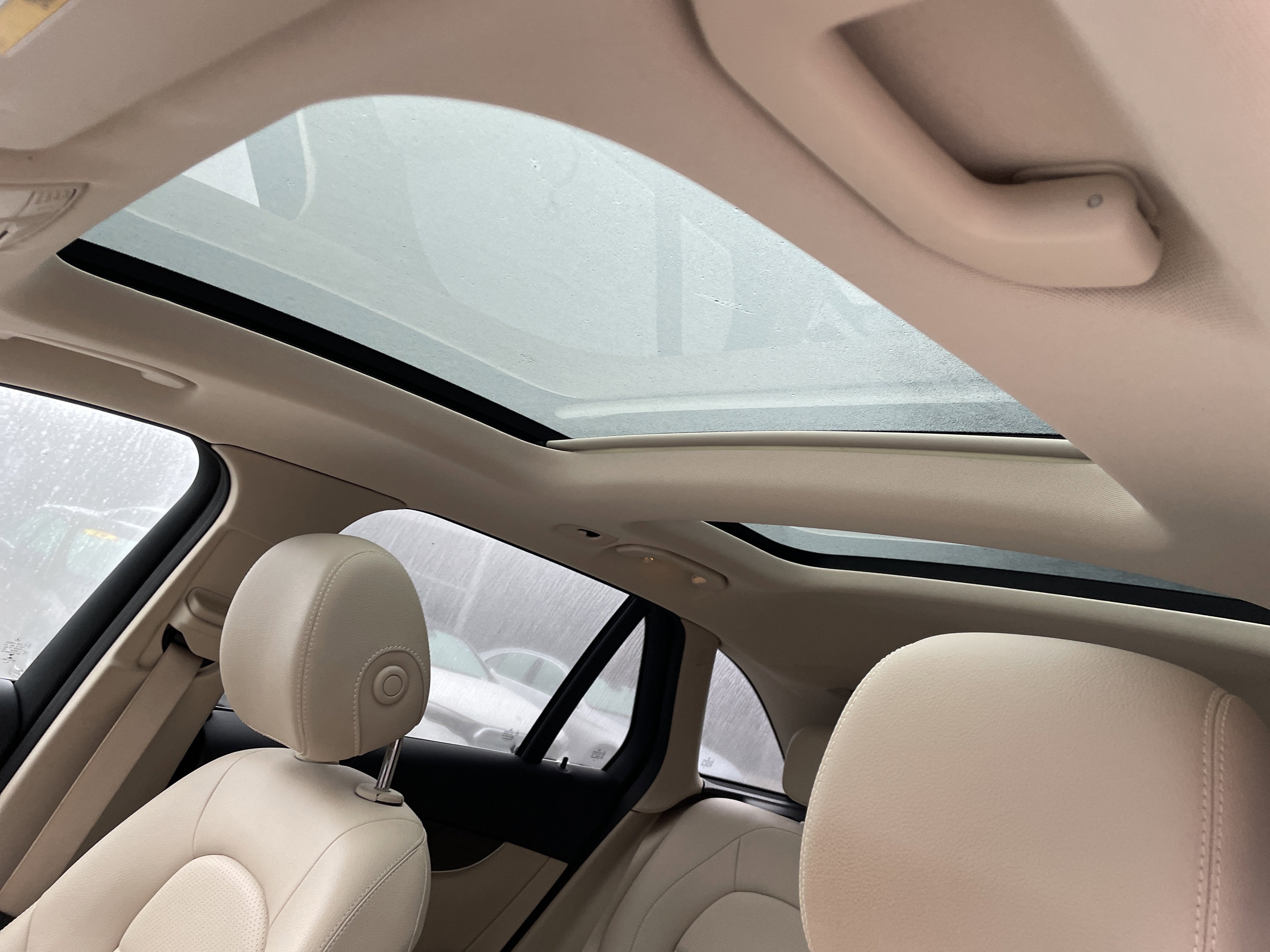 Used 2019 Mercedes-Benz GLC 300 image 23