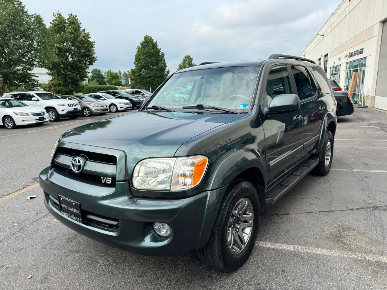 Used 2007 Toyota Sequoia SR5 AWD/4WD image 25
