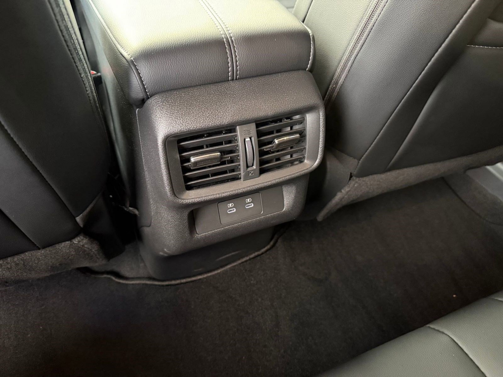 Certified 2025 Nissan Murano SV image 21