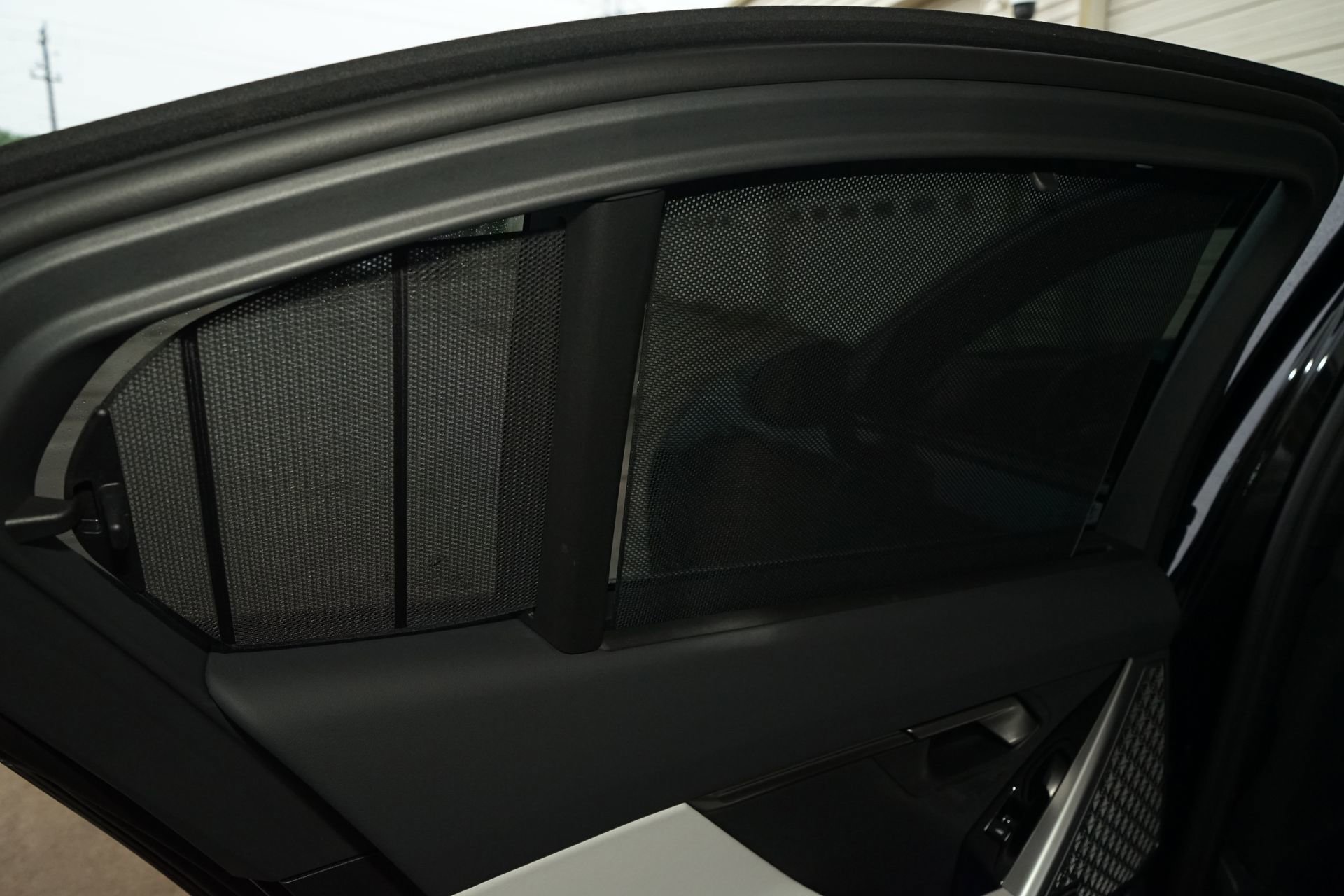 Used 2026 BMW M5 w/ Carbon Package image 28