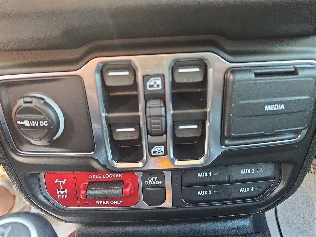 New 2025 Jeep Wrangler Willys image 21