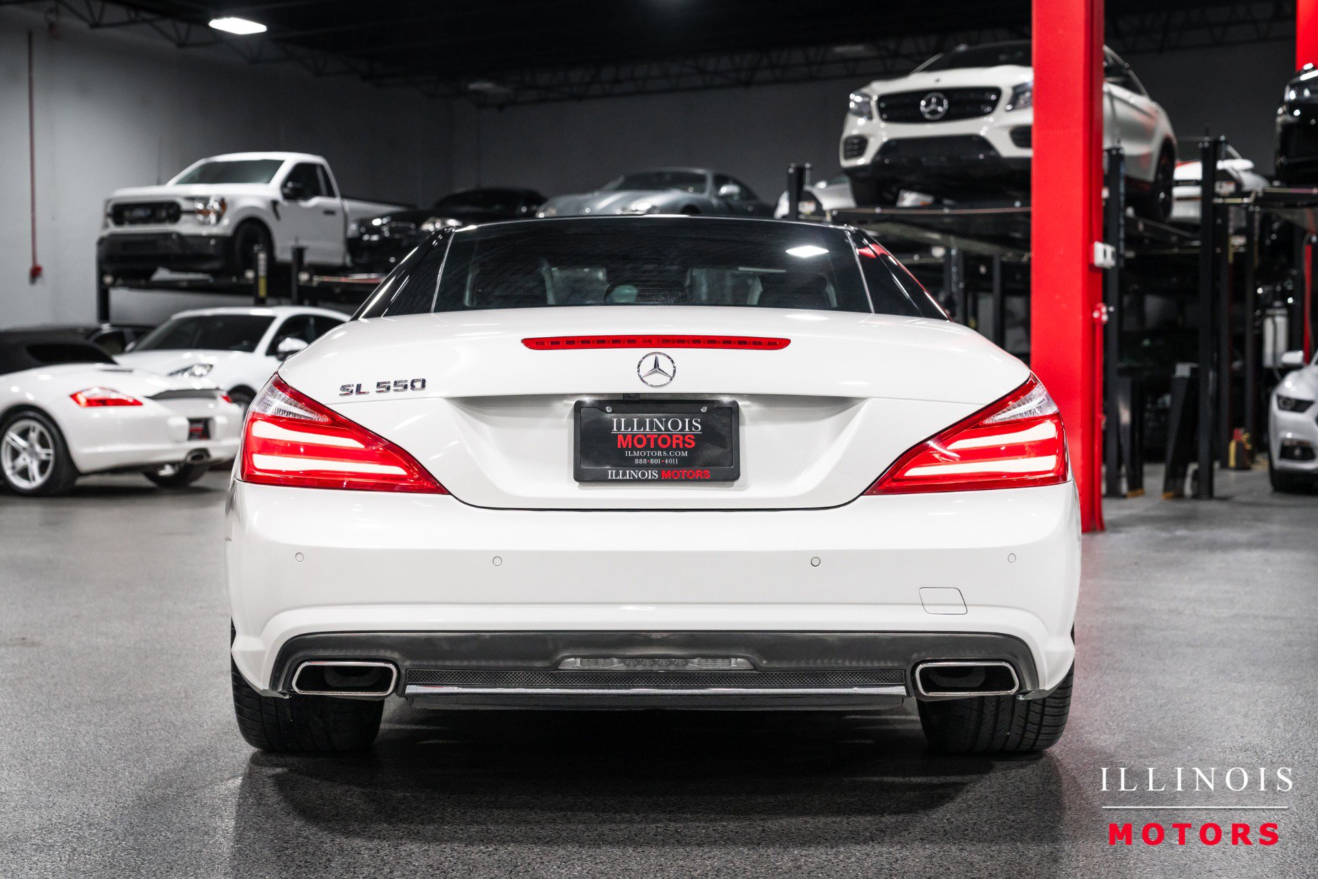 Used 2015 Mercedes-Benz SL 550 image 9