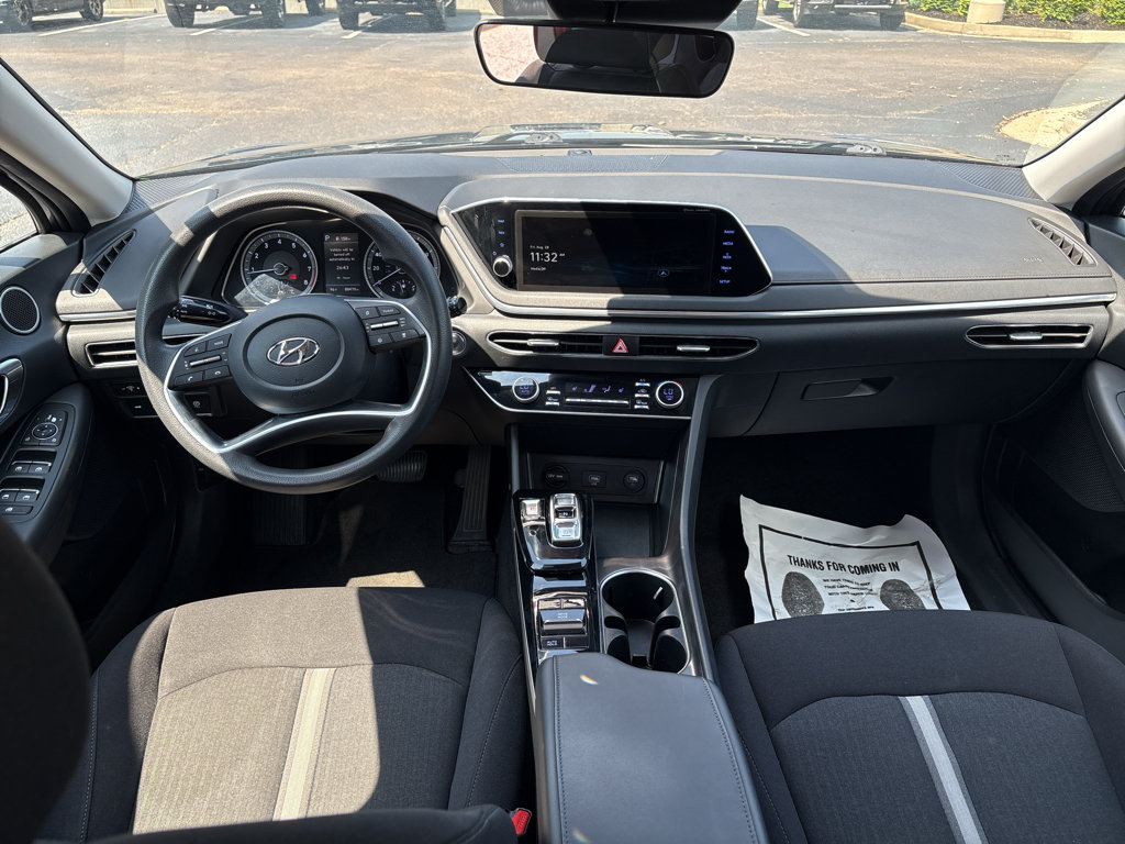 Used 2023 Hyundai Sonata SEL w/ Preferred Accessory Package FWD image 16