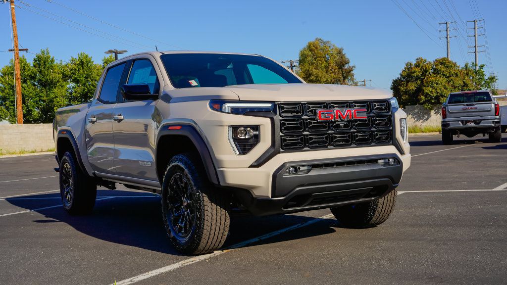 New 2026 GMC Canyon Elevation w/ Convenience Package AWD/4WD image 5