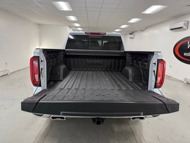 New 2026 GMC Sierra 1500 SLT w/ SLT Premium Plus Package image 8