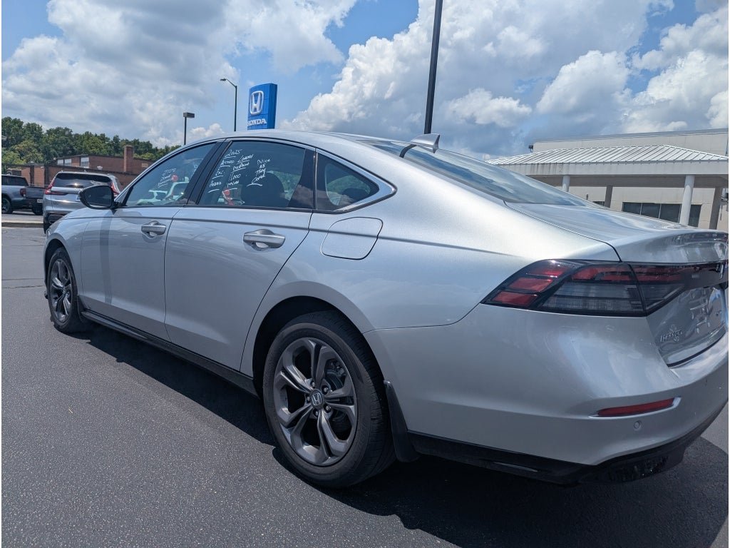 Certified 2025 Honda Accord EX-L image 5