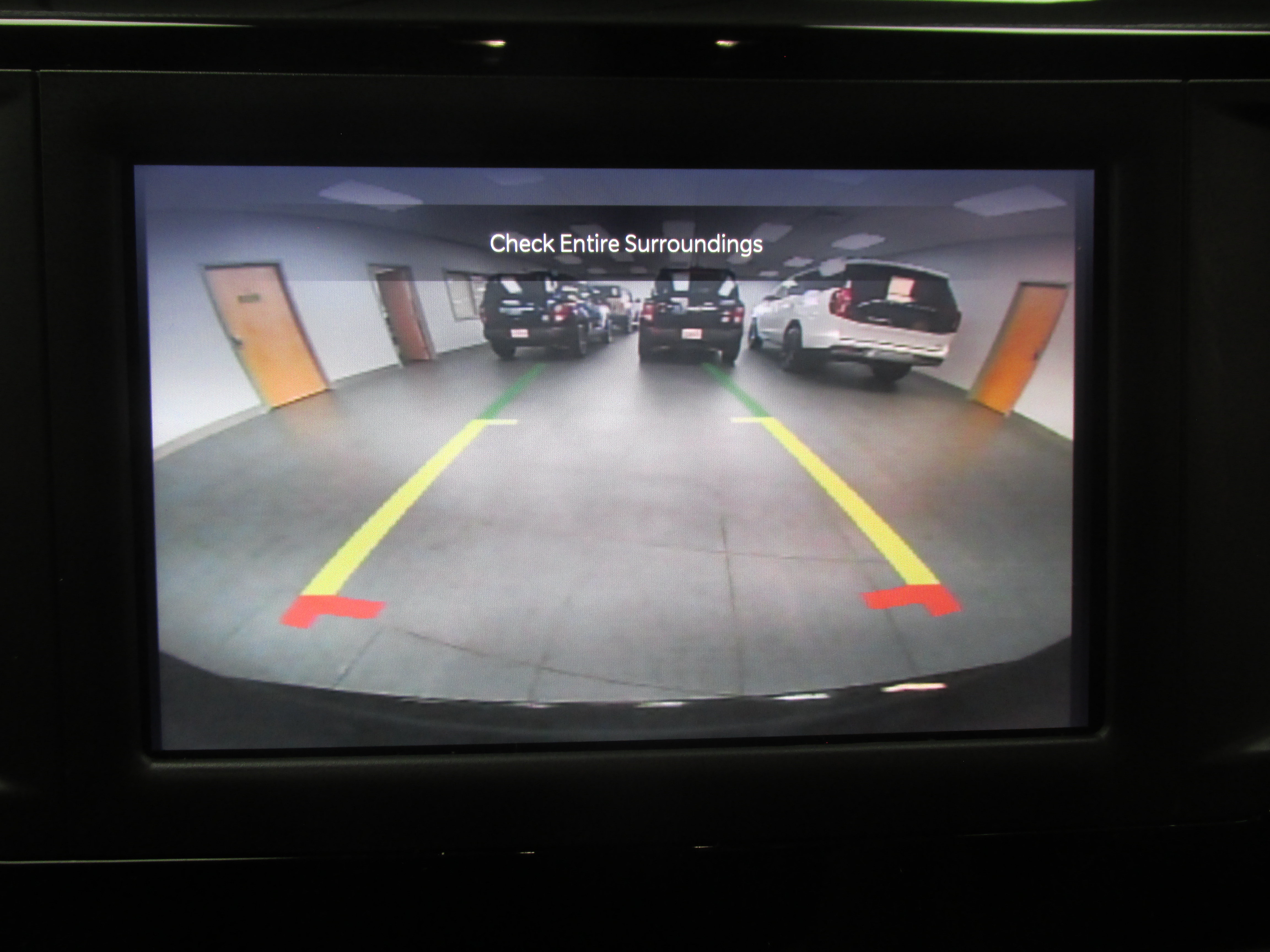 Used 2023 Chrysler Voyager LX FWD image 33