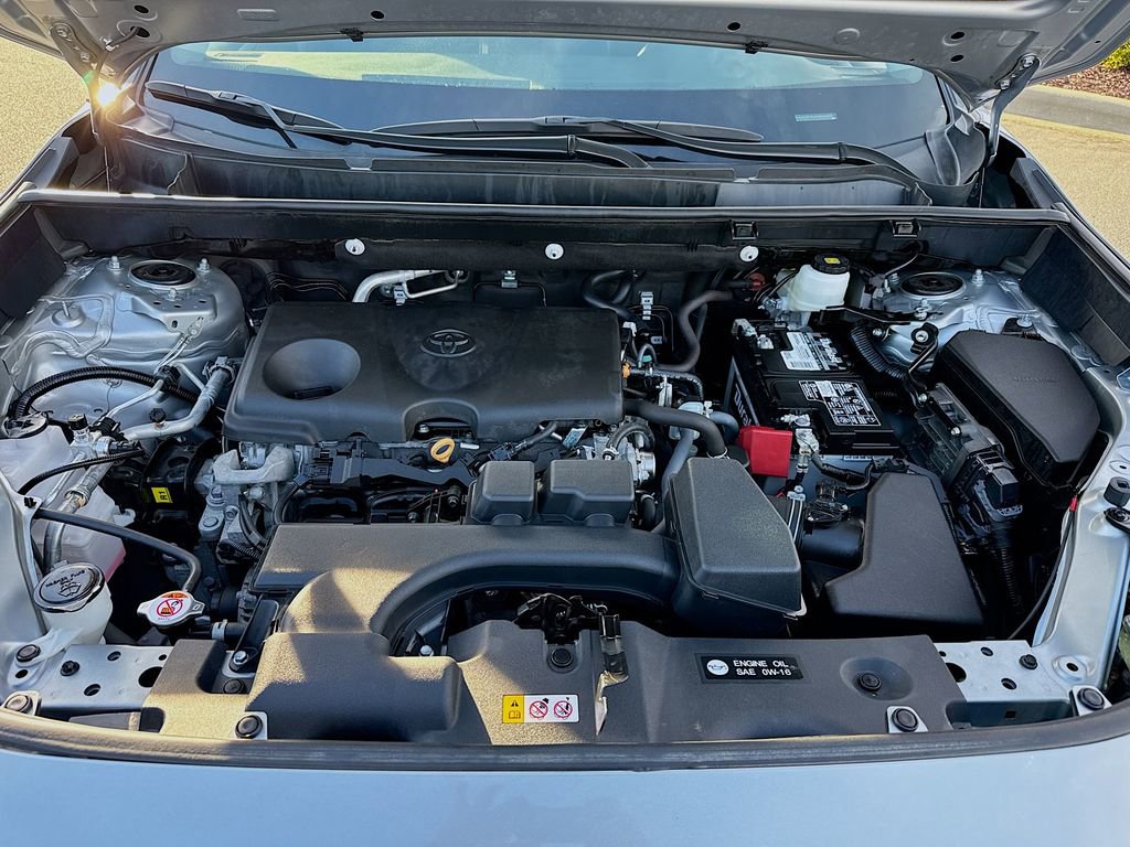 Used 2024 Toyota RAV4 LE image 29