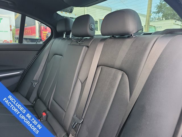 Used 2020 BMW 330i Sedan w/ M Sport Package RWD image 12