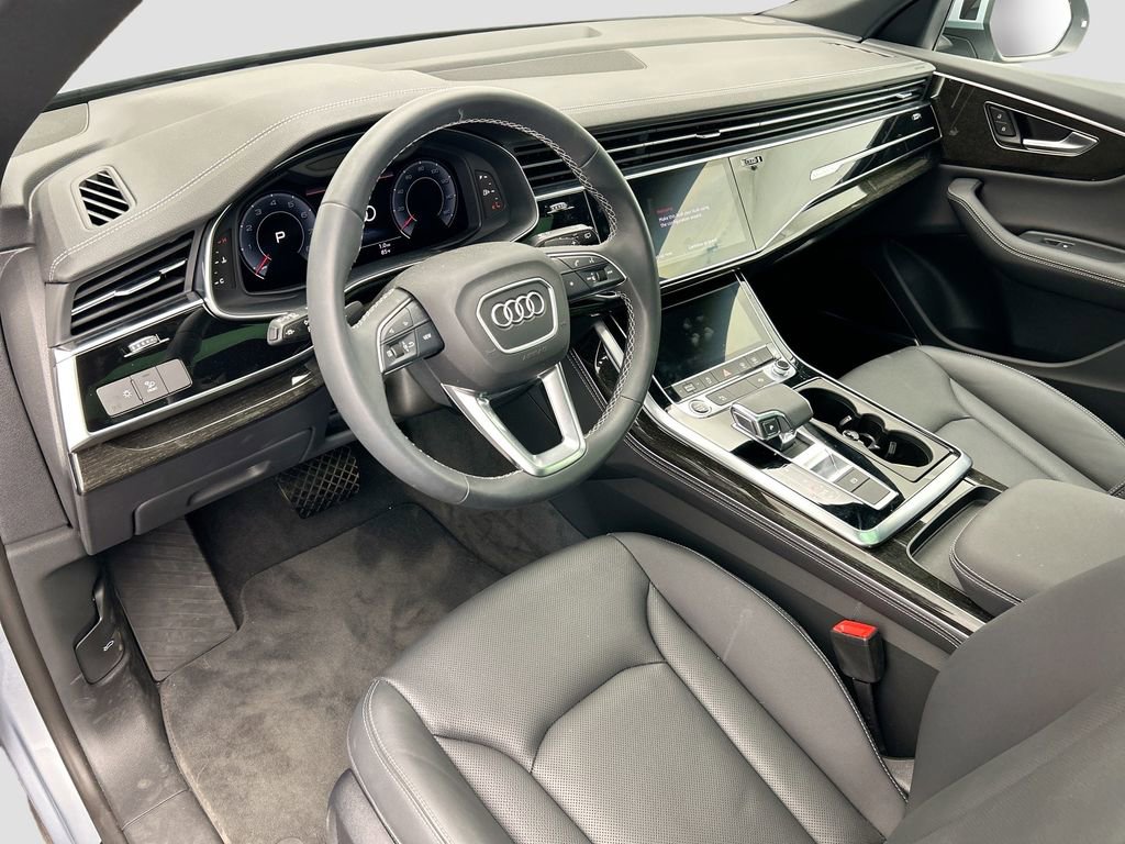 Certified 2025 Audi Q8 Premium Plus w/ Premium Plus Package image 9
