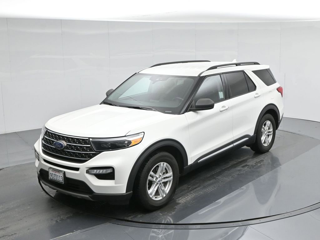 Certified 2022 Ford Explorer XLT w/ Equipment Group 202A image 43