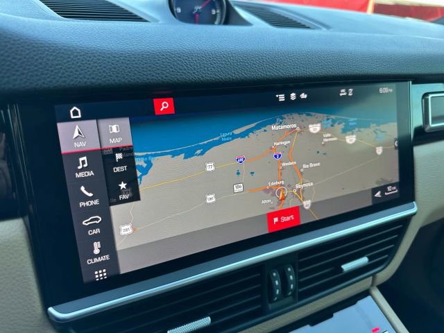 Used 2021 Porsche Cayenne image 36