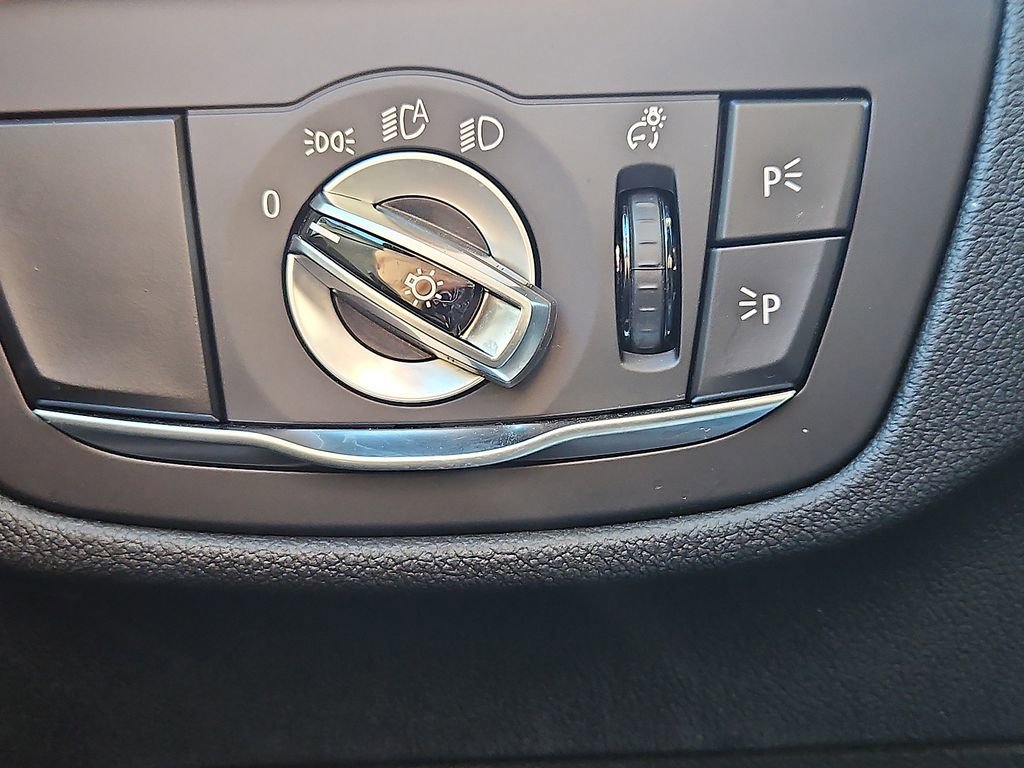 Used 2023 BMW X3 sDrive30i w/ Convenience Package RWD image 25