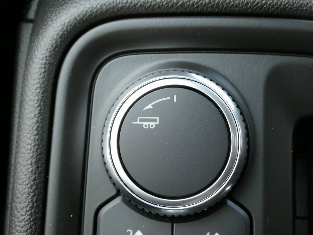 New 2025 GMC Sierra 3500 Pro image 18