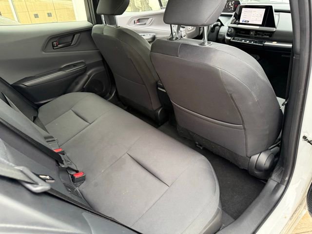 Used 2024 Toyota Prius LE image 30