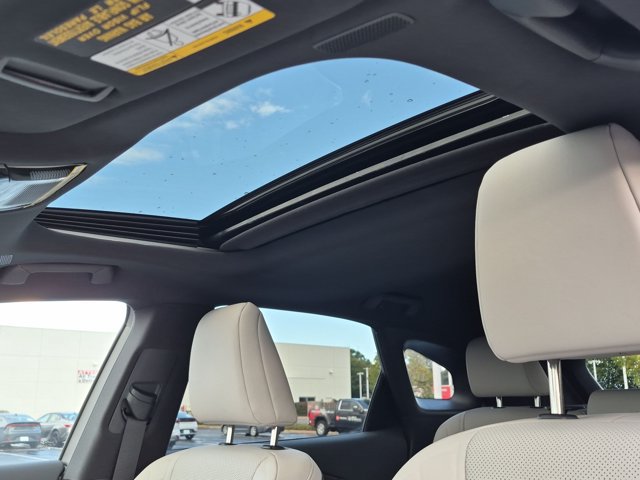 Used 2025 Lexus RX 350h w/ Convenience Package AWD/4WD image 10