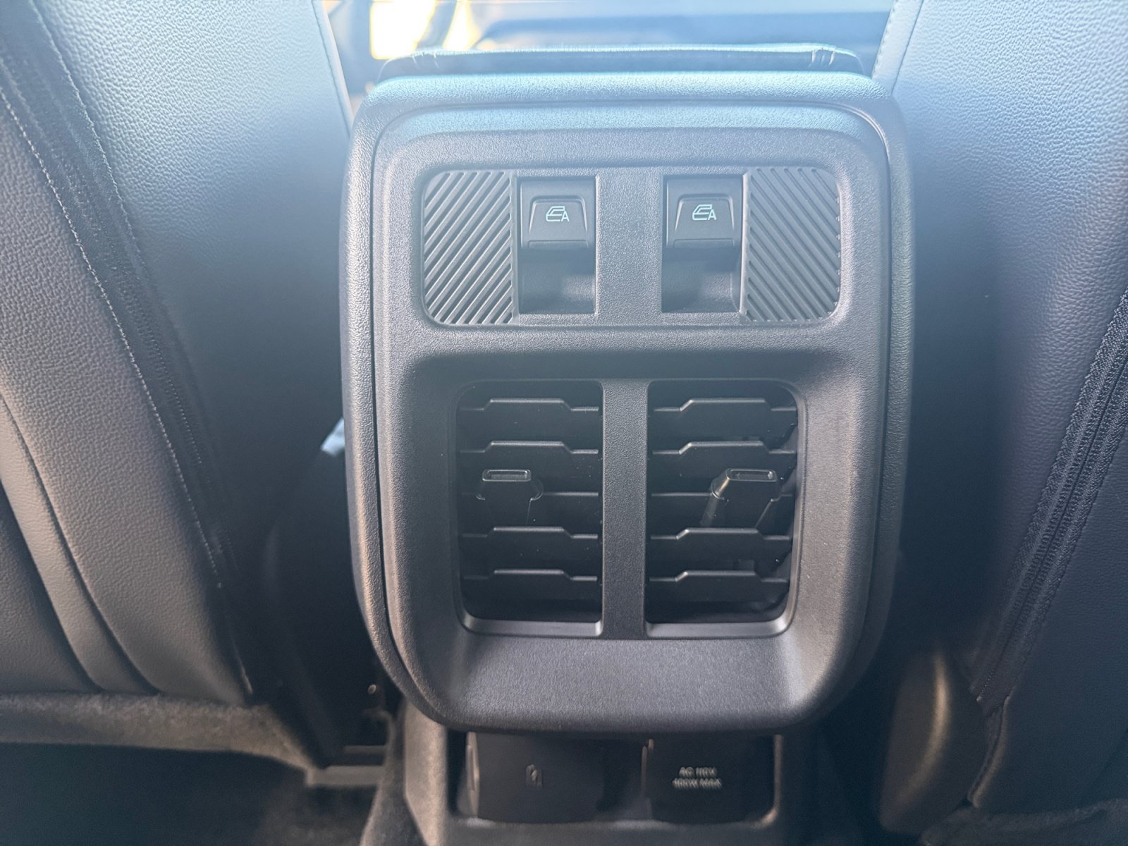 New 2026 Ford Bronco Outer Banks w/ Sasquatch Package AWD/4WD image 18