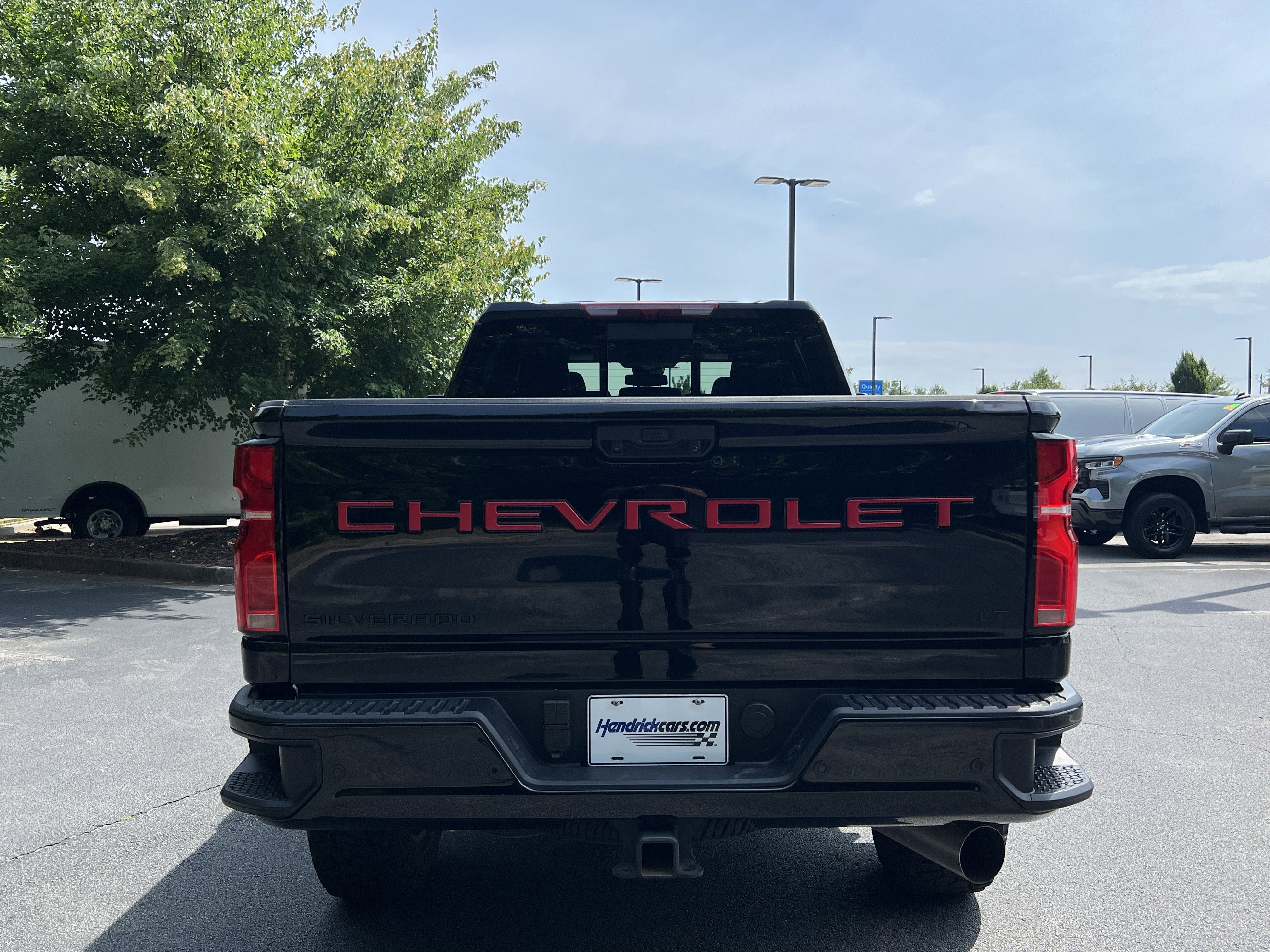 Used 2025 Chevrolet Silverado 2500 LT w/ Trail Boss Package AWD/4WD image 8