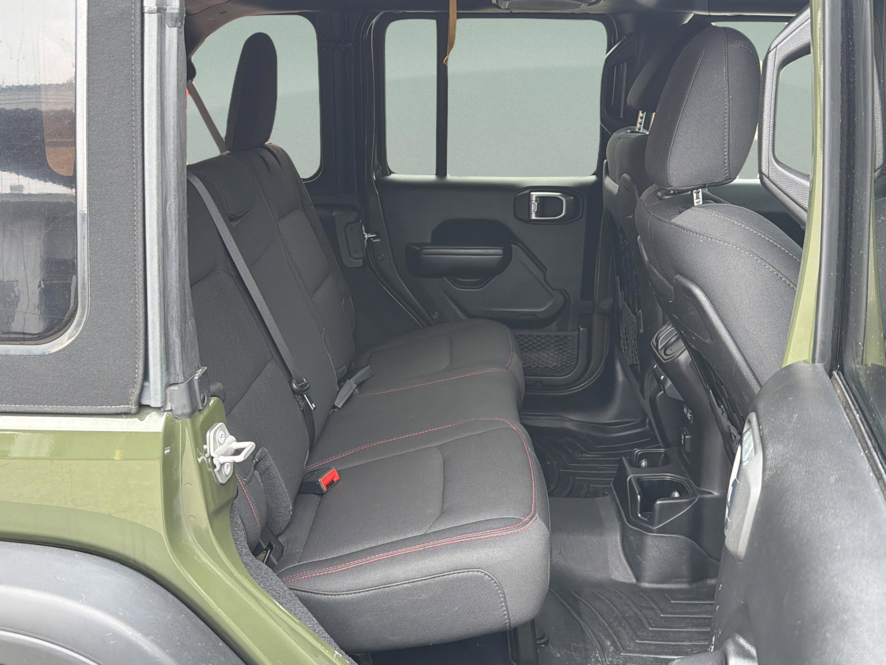 Used 2020 Jeep Wrangler Unlimited Rubicon w/ LED Lighting Group image 29