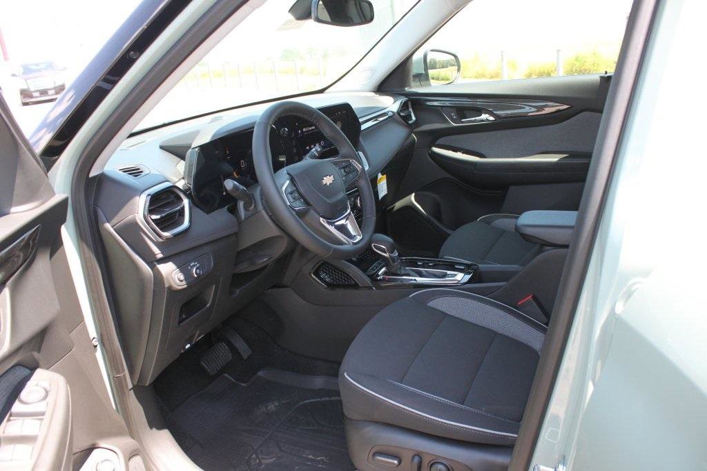 New 2026 Chevrolet TrailBlazer LT w/ Convenience Package image 6
