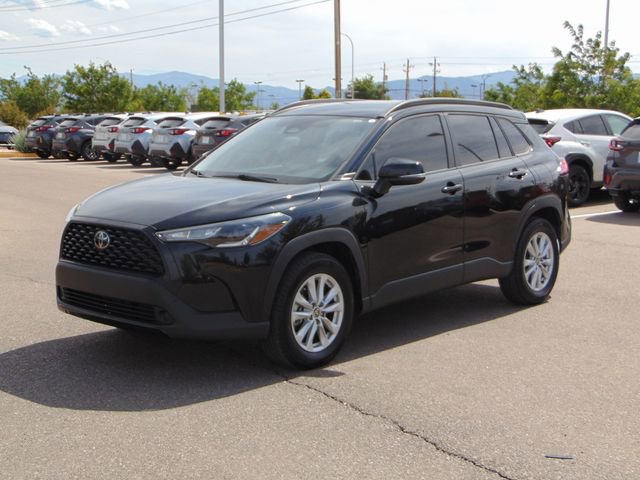 Used 2023 Toyota Corolla Cross LE FWD image 8
