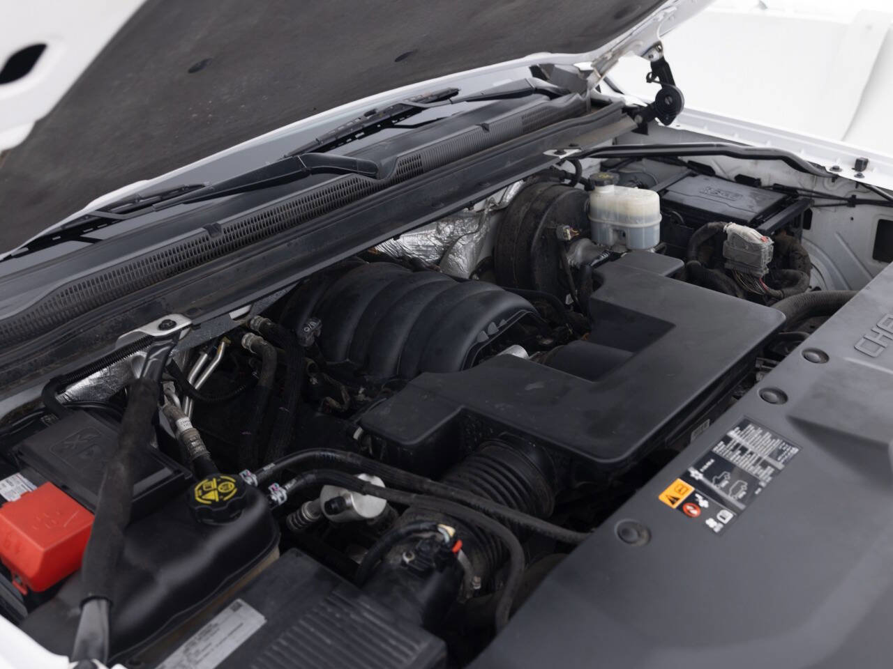 Used 2015 Chevrolet Suburban LTZ image 47