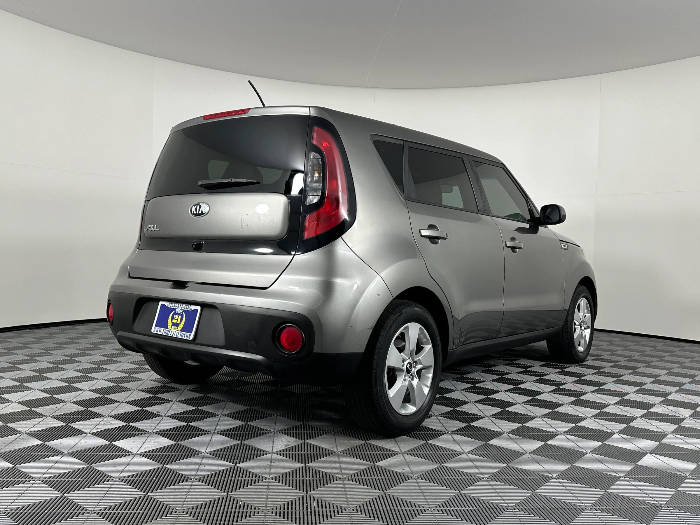 Used 2019 Kia Soul image 9