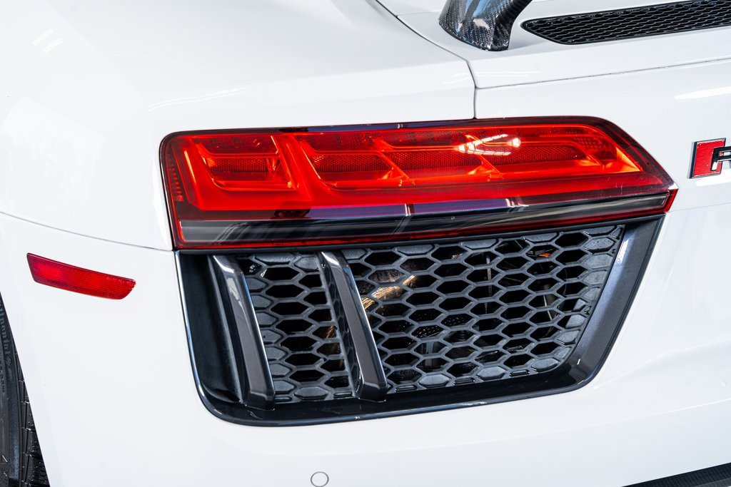 Used 2017 Audi R8 V10 plus image 29